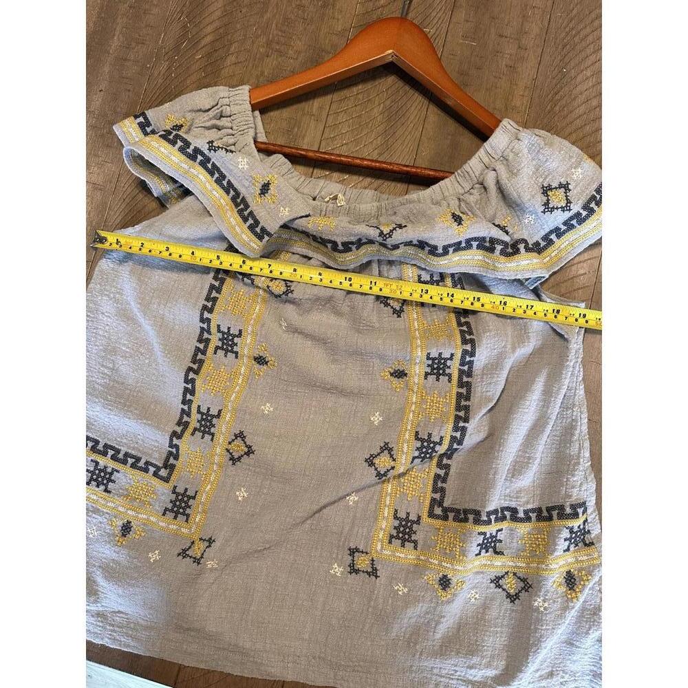Easel Embroidered Off The Shoulder Ruffle Sleeveless Blouse Top Women’s Medium - Picture 9 of 11